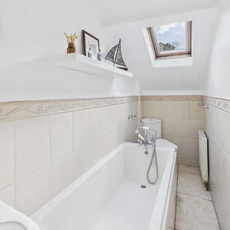 Holiday home Host & - Luna Staithes